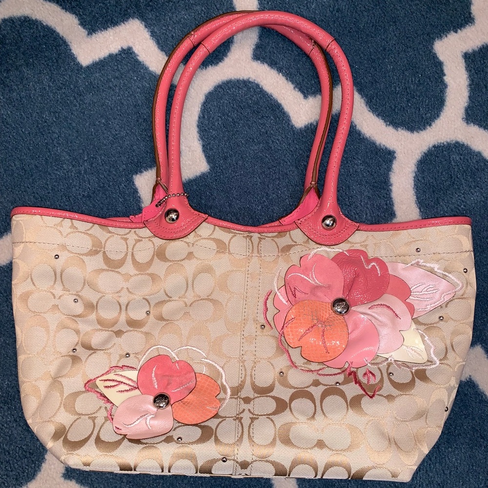 Coach purse w/ appliqués